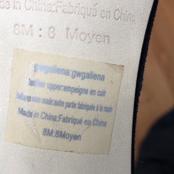 Guess by Marciano heel sandals size 8 - Picture 6 of 6